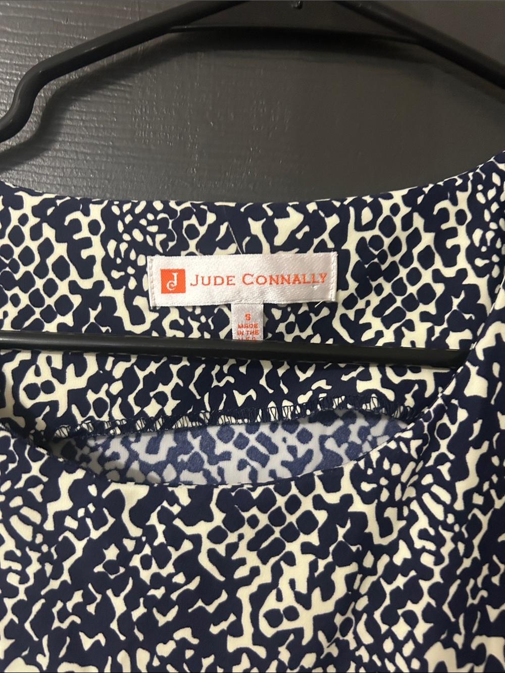 Jude Connally Navy and White Printed Sleeveless Midi Dress - Picture 2 of 3